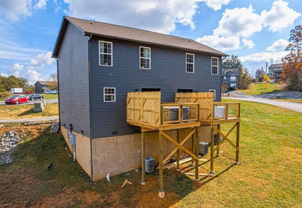 Willow Trace: Family Retreat, Hot Tub, Gaming! Pigeon Forge Dış mekan fotoğraf