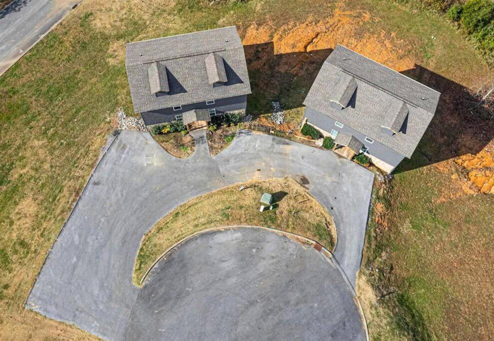 Willow Trace: Family Retreat, Hot Tub, Gaming! Pigeon Forge Dış mekan fotoğraf